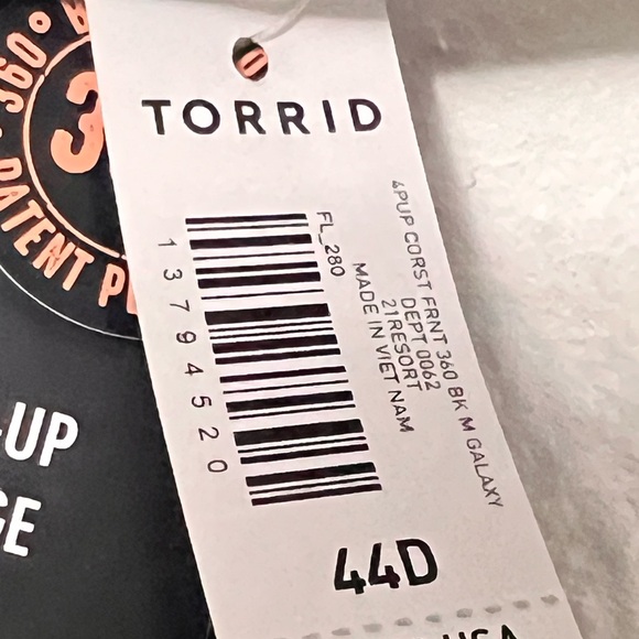 Torrid Galaxy Print Push Up Plunge 44D BNWT - Picture 5 of 6